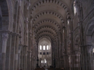 Vezelay, базилика святой Магдалины